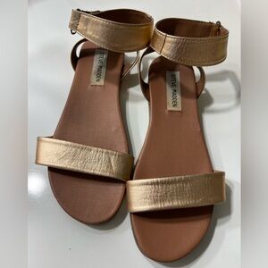 Rose Gold Steve Madden Sandal Size 6.5
